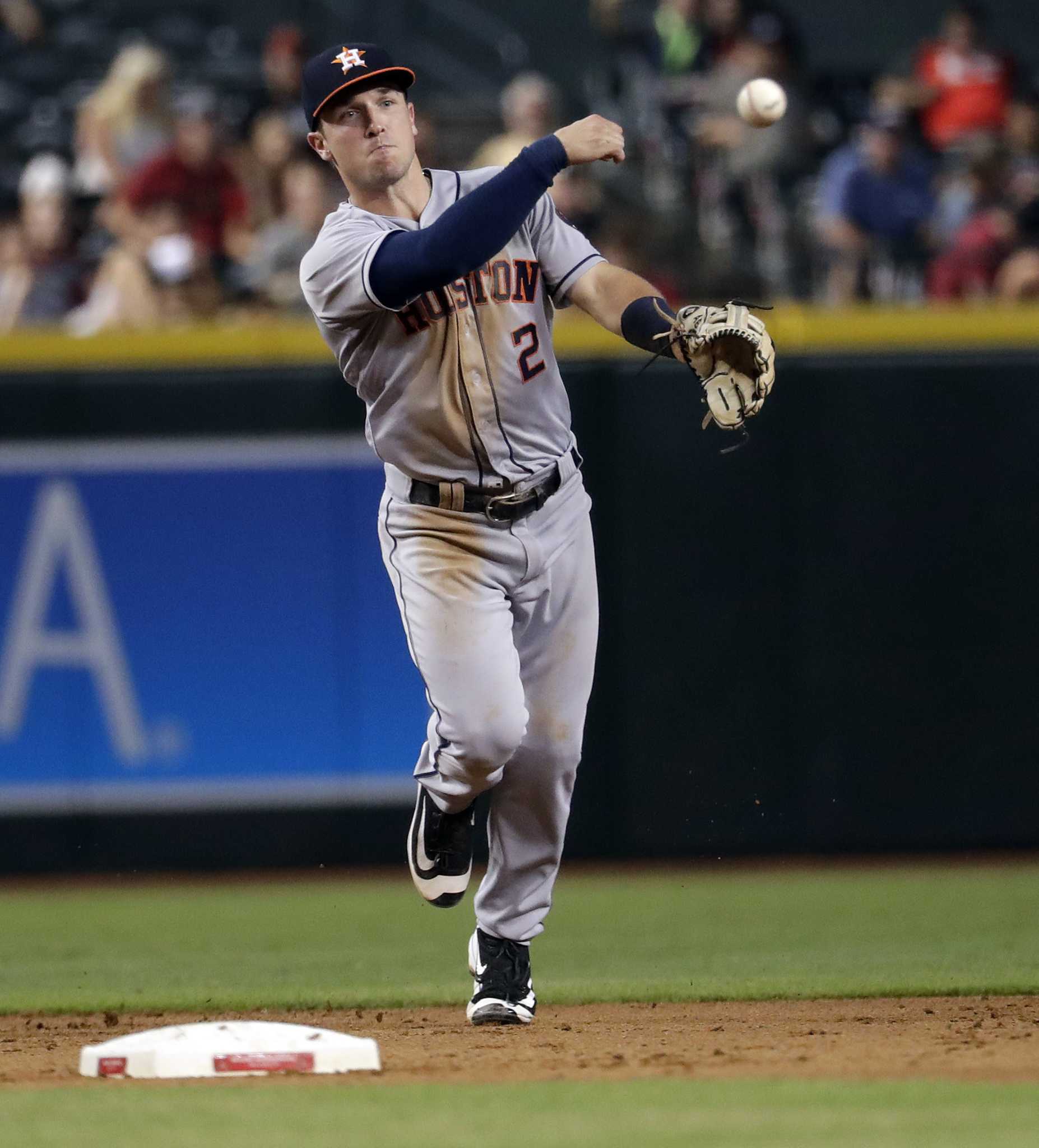 Trevor Bauer, Alex Bregman have refreshing Twitter beef for MLB