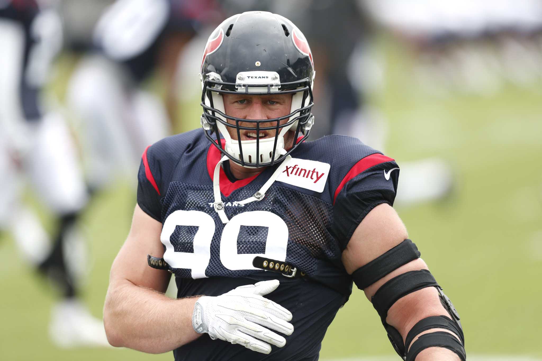 Houston Texans salary cap outlook: Defensive player of the year J.J. Watt  is a bargain