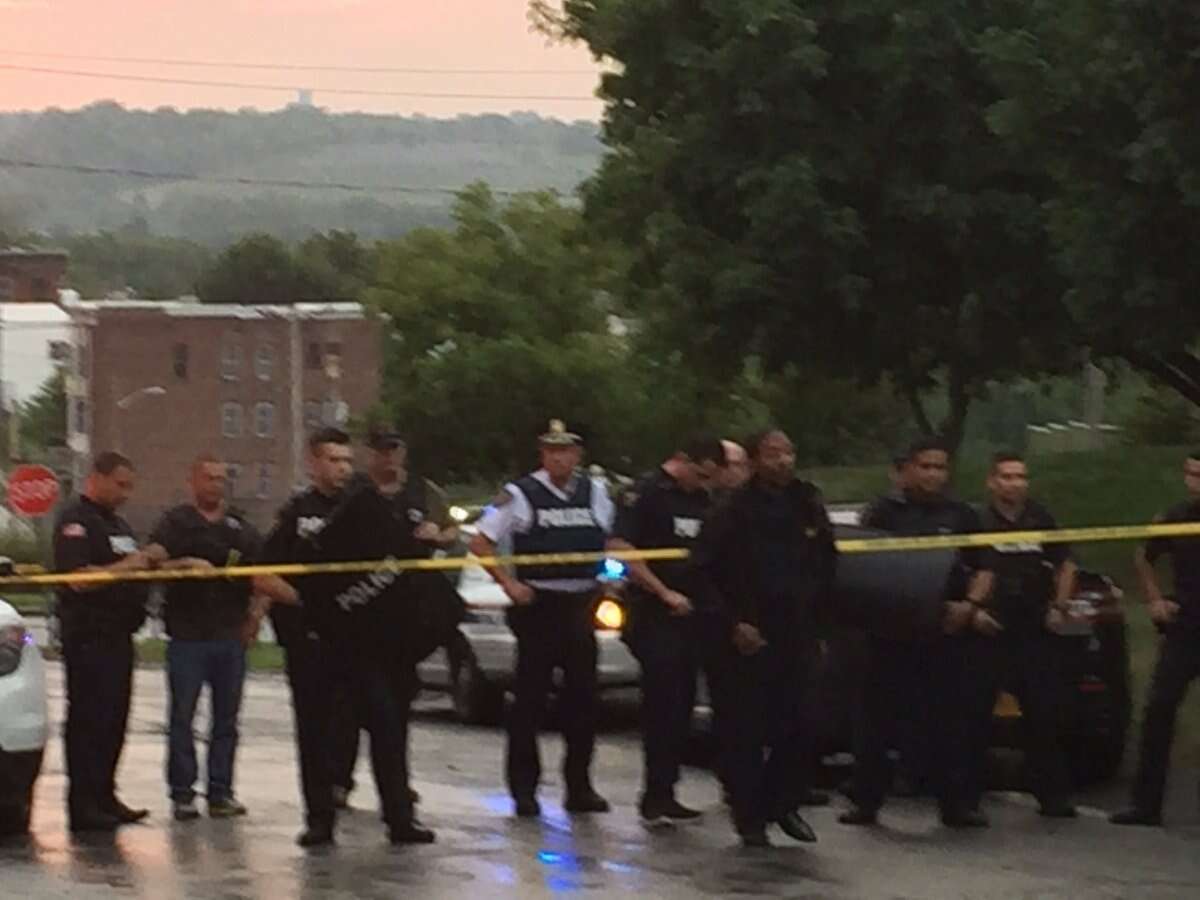 Video captures hectic scene after Troy shooting (warning graphic)