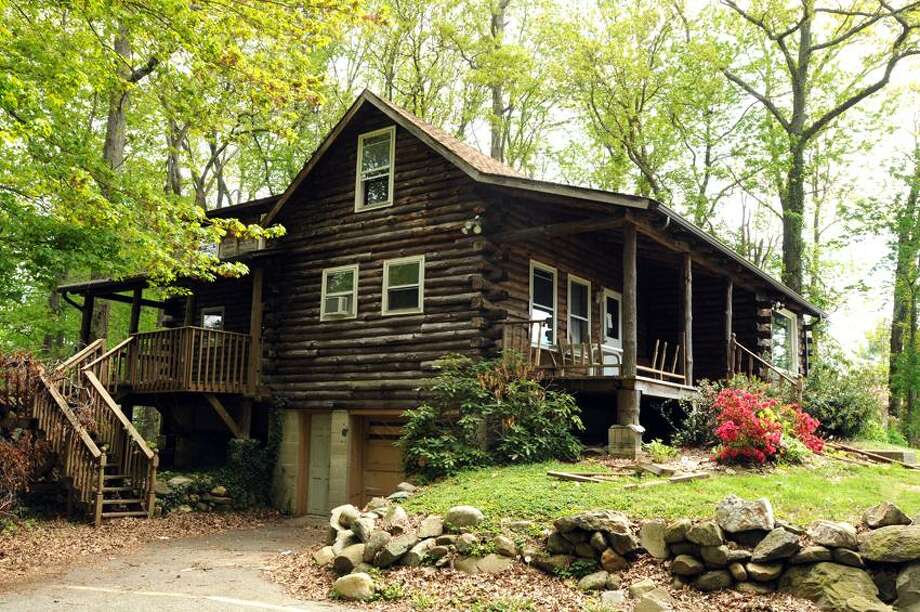 Rustic Cabin Given Away On Craigslist By Milford Church New