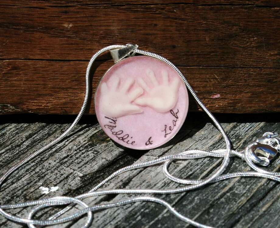 Motherly Mementos New Kits Turn T Milk Into Keepsakes T Milk Into Keepsakes