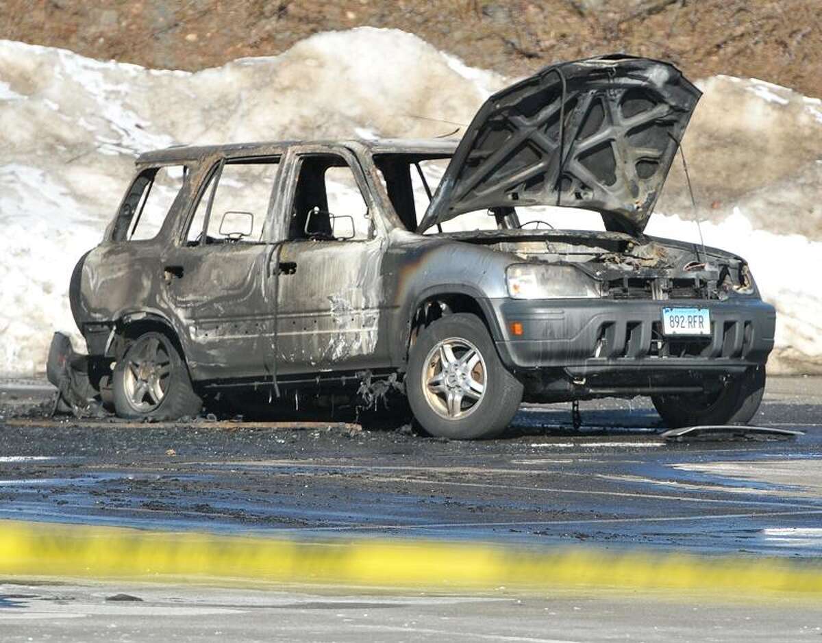 Body found in burning car in New Haven (photos, video)