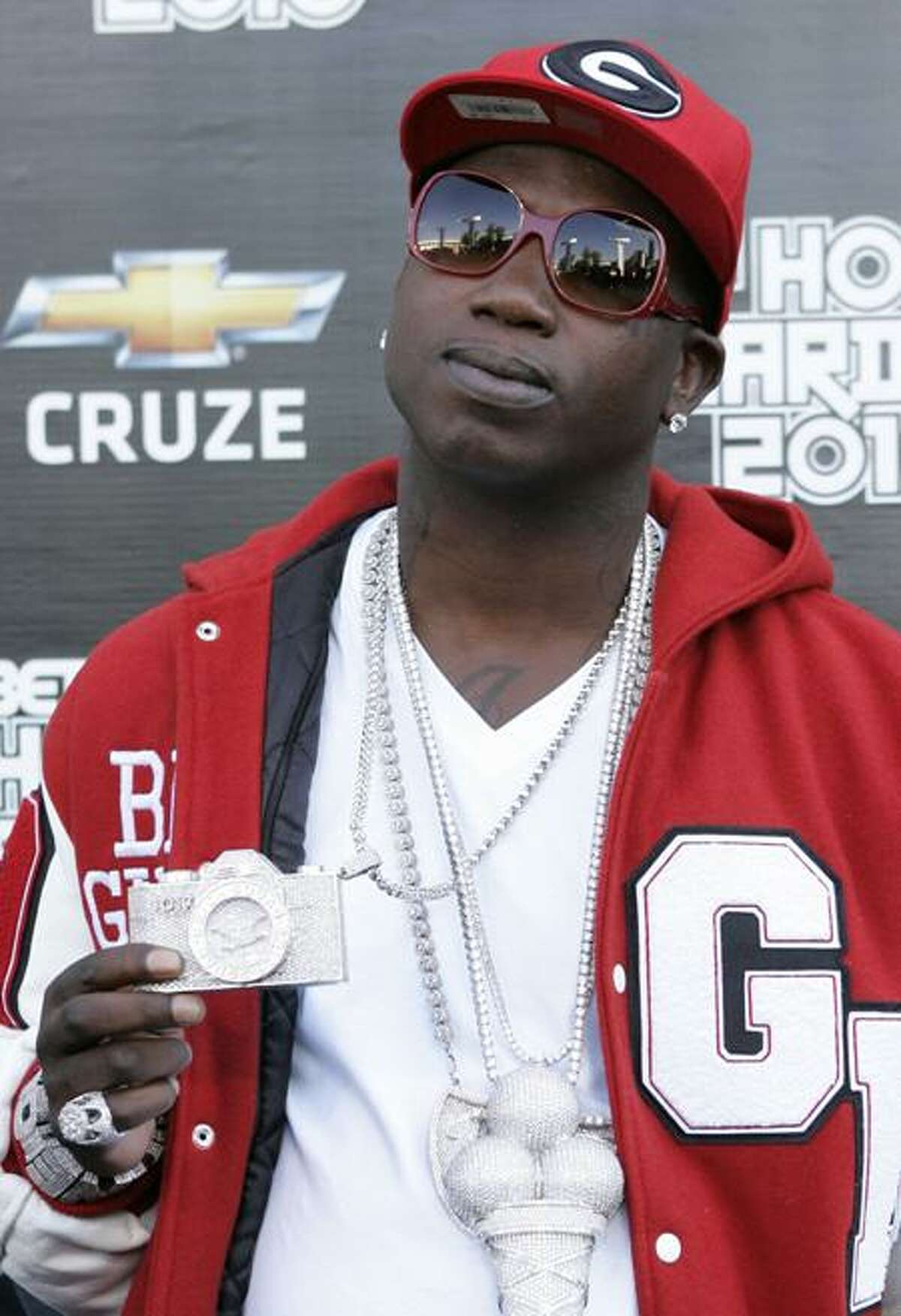 Rapper Gucci Mane charged with battery