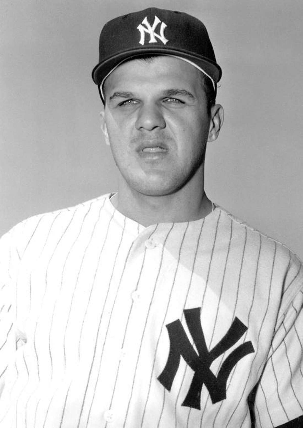 1957 World Series Game three Lew Burdette beats the Yankees - This