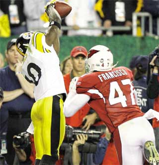 Streaker at Cardinals game tells police he lost bet