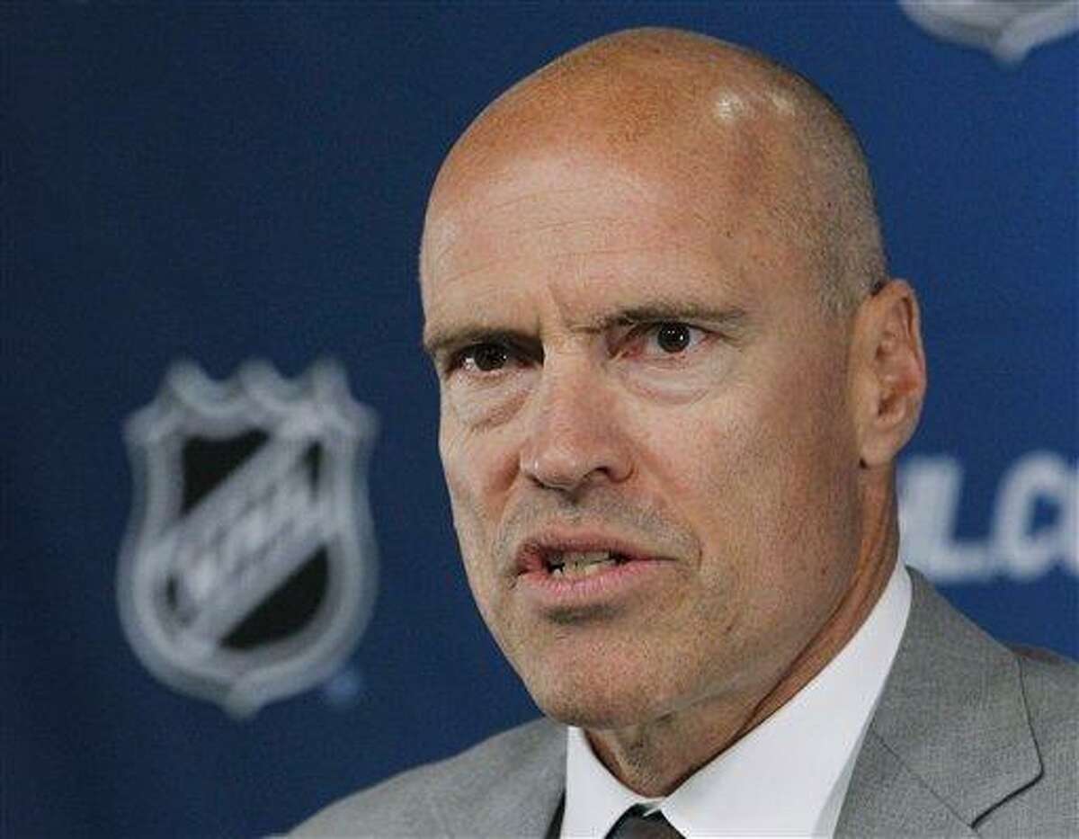 Mark Messier speaks during a news conference before Game 3 of the NHL hockey Stanley Cup Finals between the Vancouver Canucks and Boston Bruins, Monday, June 6, 2011, in Boston. (AP Photo/Elise Amendola)