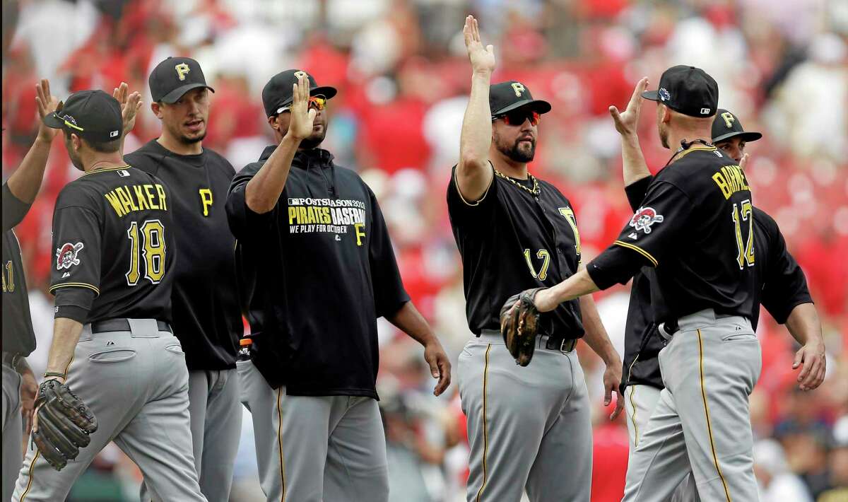 Pittsburgh Pirates Home Uniform - National League (NL) - Chris