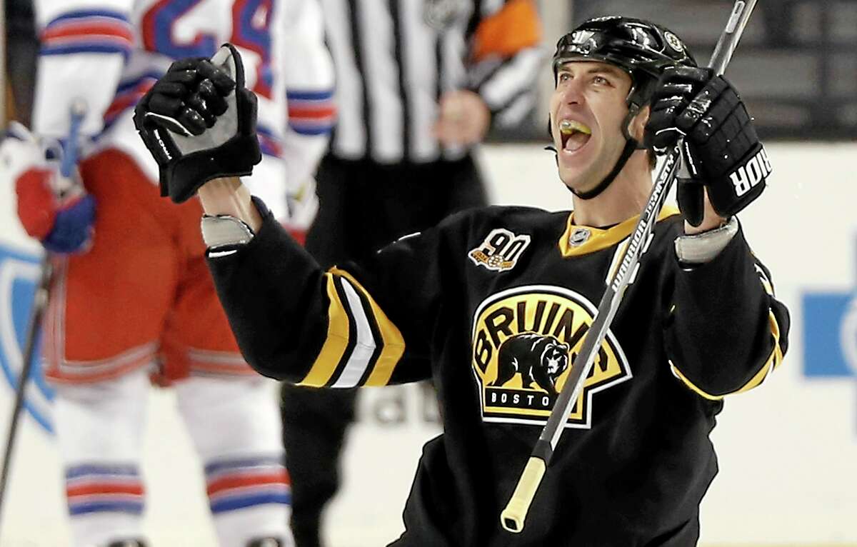 Bruins defenseman Zdeno Chara celebrates his winning goal during the third period of Boston’s 3-2 win over the New York Rangers on Friday.
