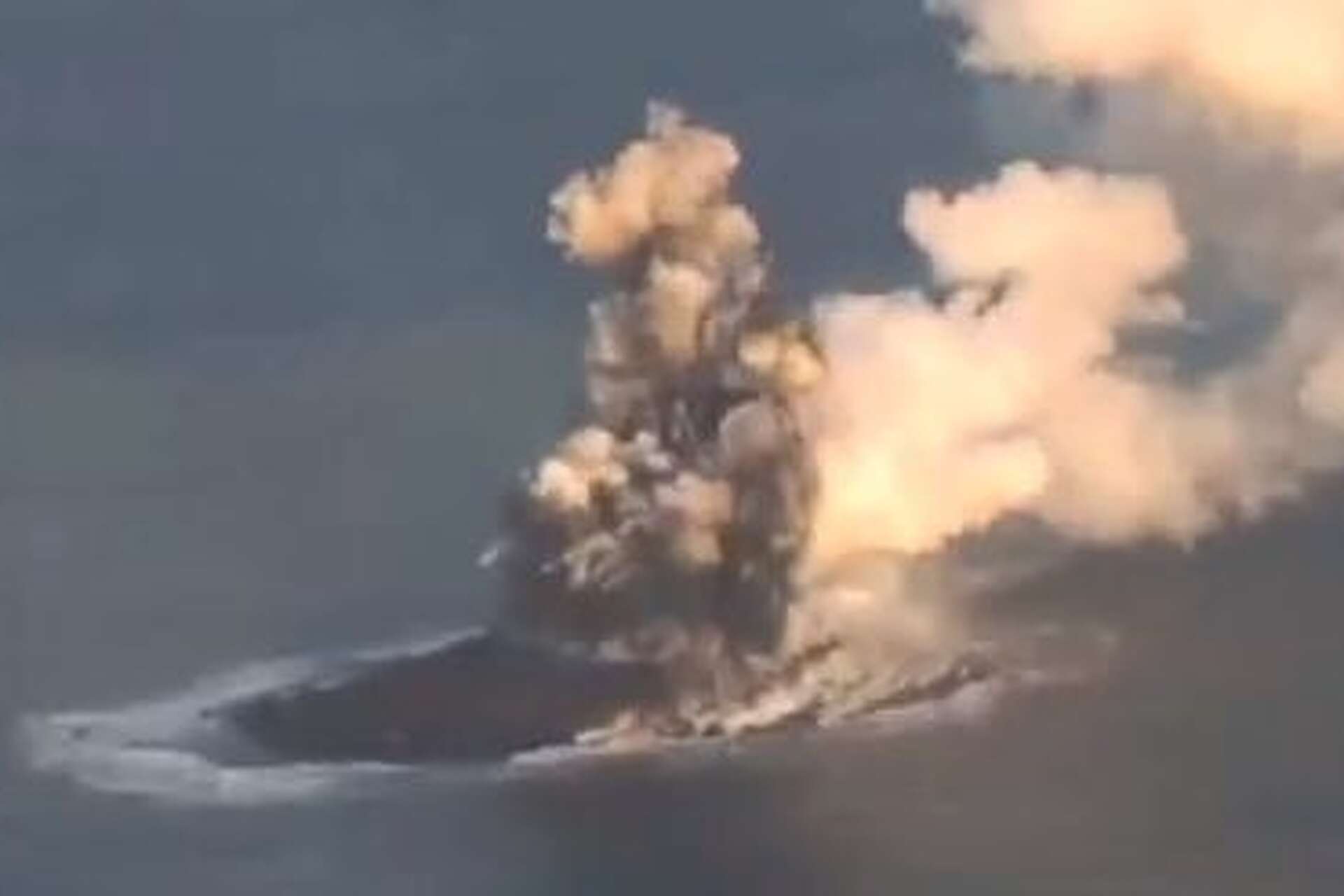 Video shows volcanic eruption create new island
