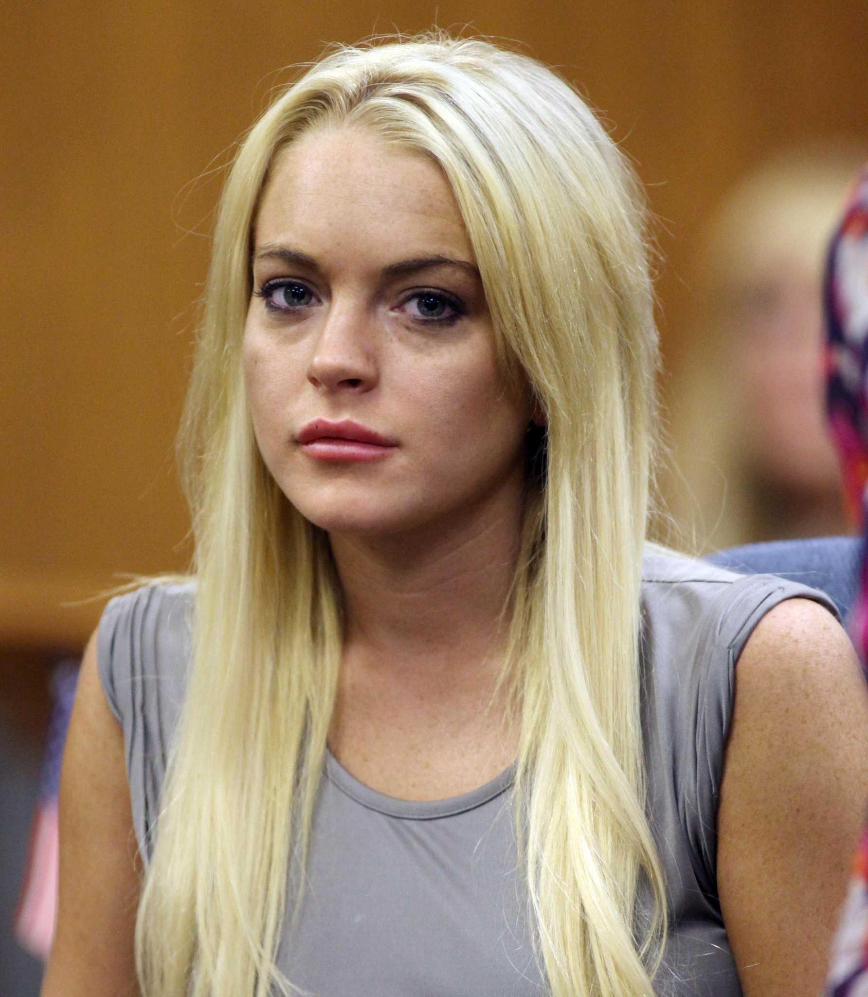 Lohan fails courtordered drug test