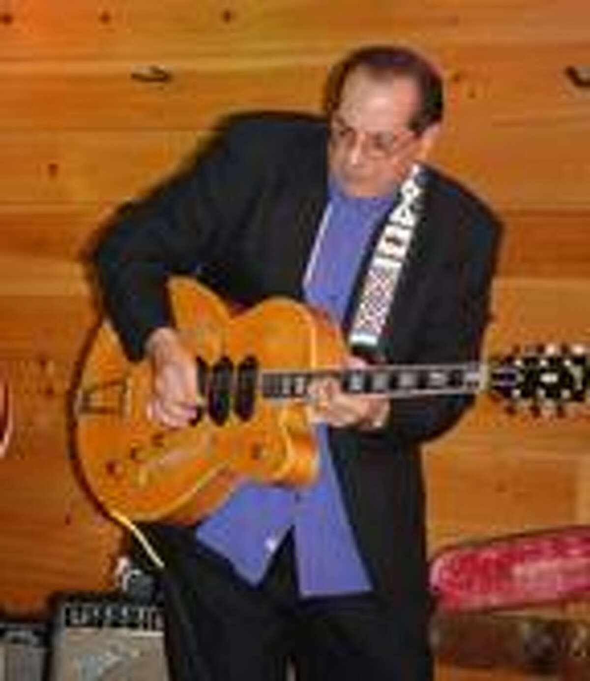 Paul Gabriel triumphs in CT Blues Society's Solo/Duo Blues Challenge