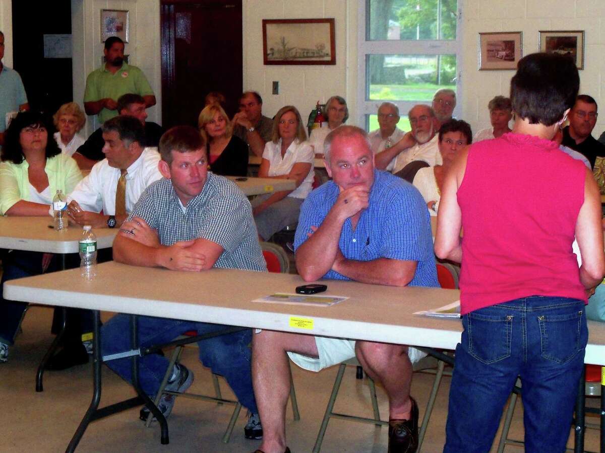 Killingworth prepares for active election season