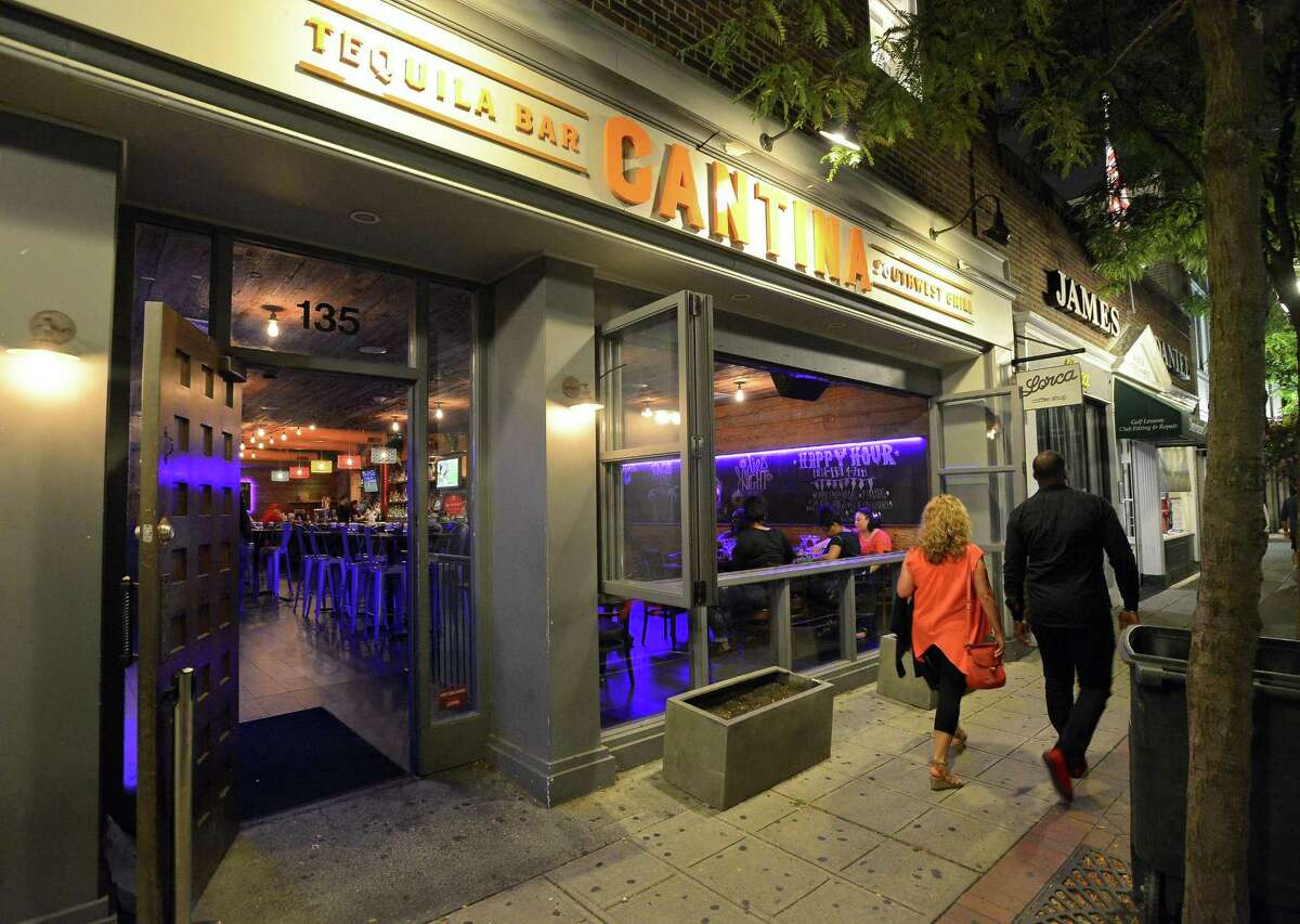 Downtown Stamford adapts to many changes on dining menu