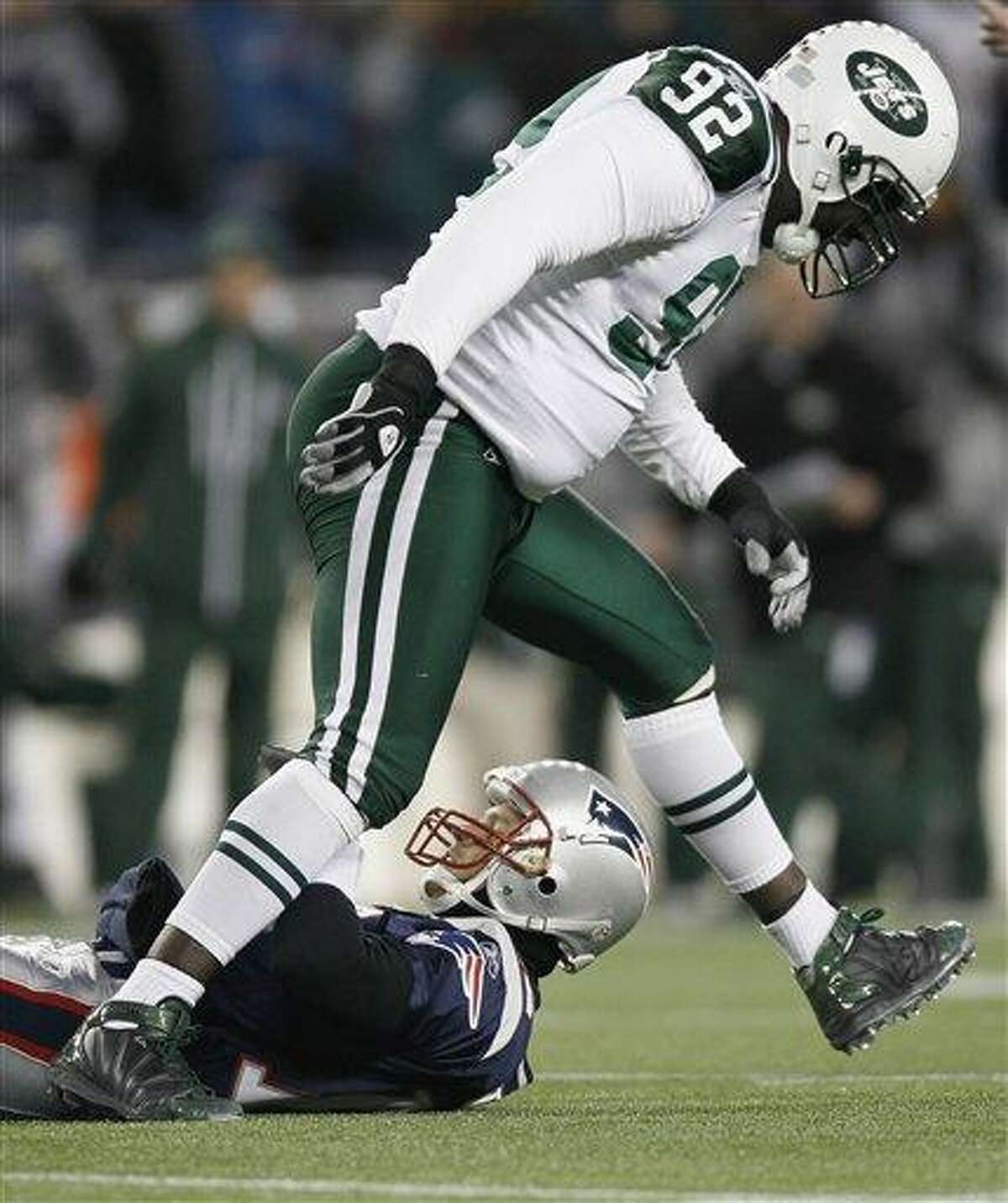 13 September 2010: New York Jets defensive end Shaun Ellis (92