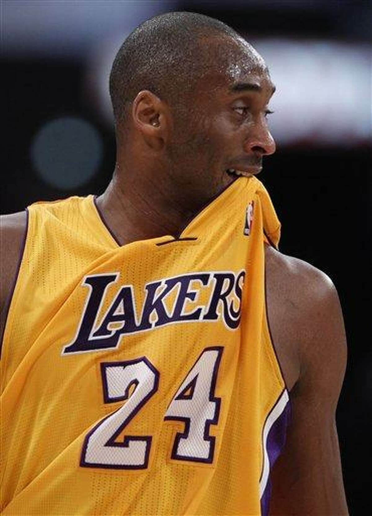 Kobe Bryant third in NBA jersey sales; Lakers fourth in
