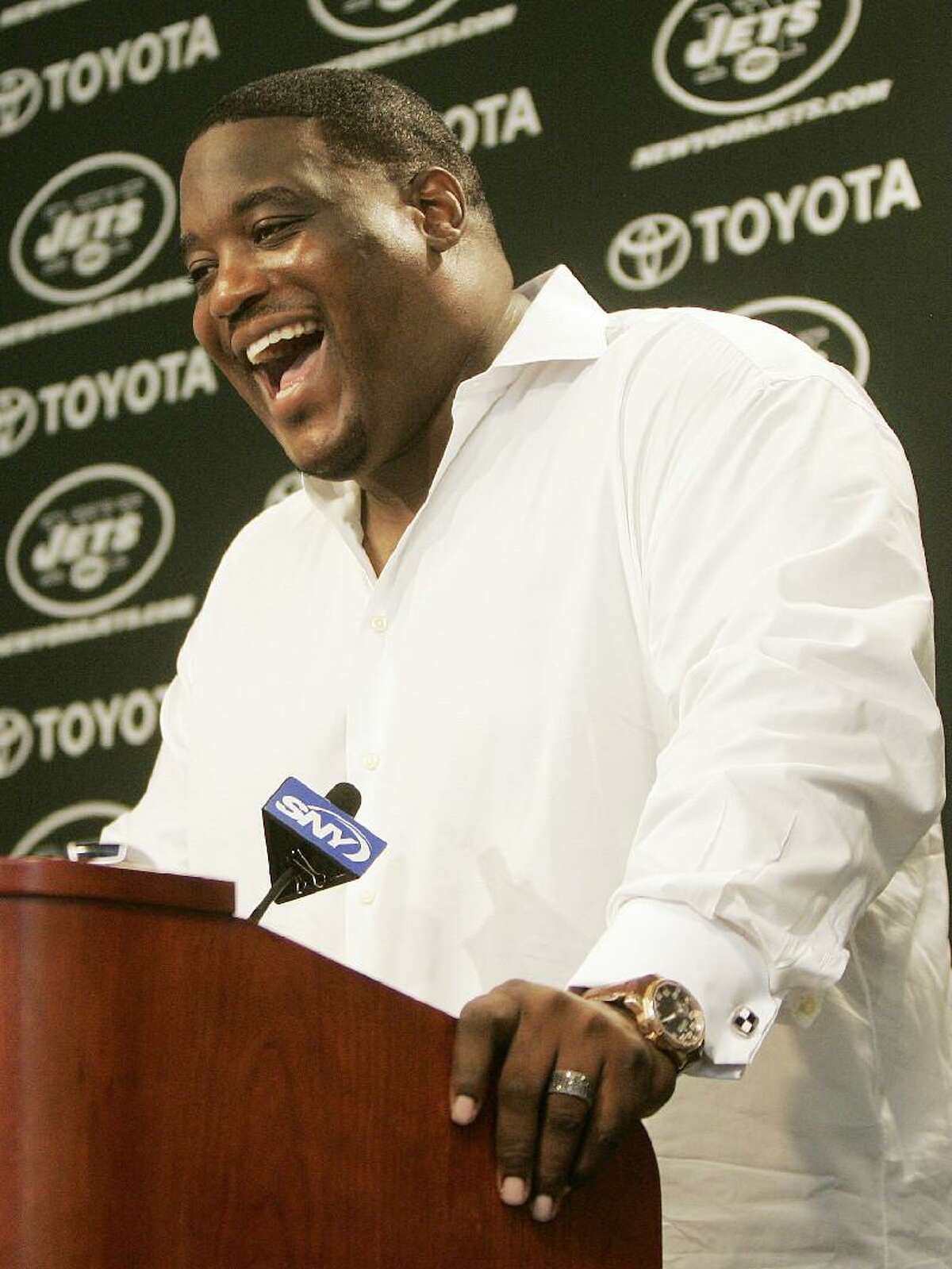 Former Jets offensive lineman Damien Woody retires from NFL after