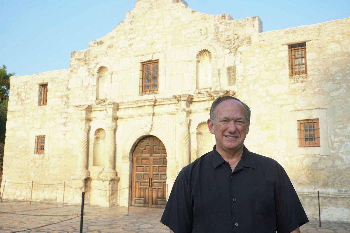 Douglass W. McDonald, a museum consultant from Cincinnati, Ohio, will serve as Alamo CEO for at least a year.