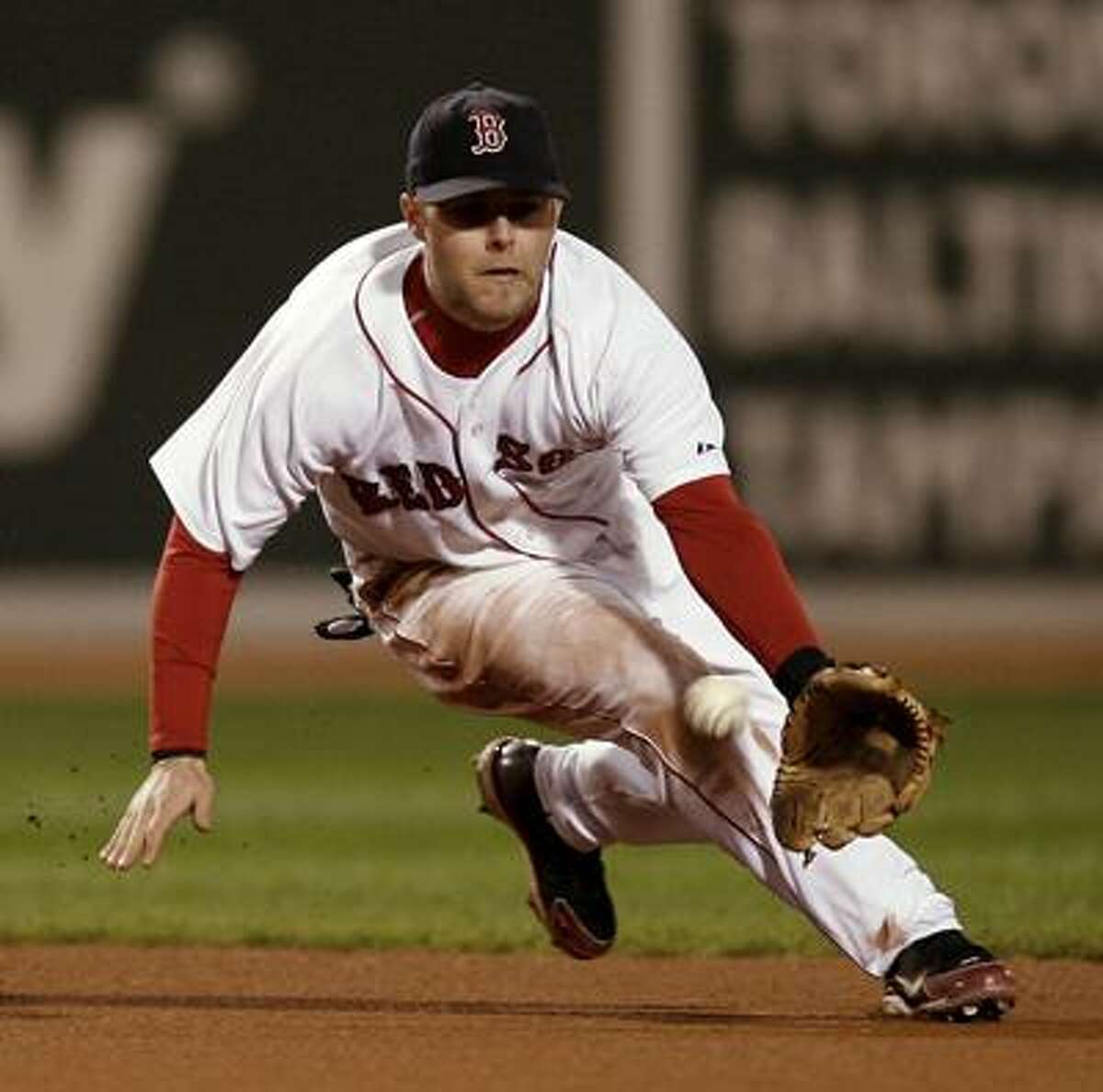 Red Sox 2B Dustin Pedroia goes on DL with strained hamstring