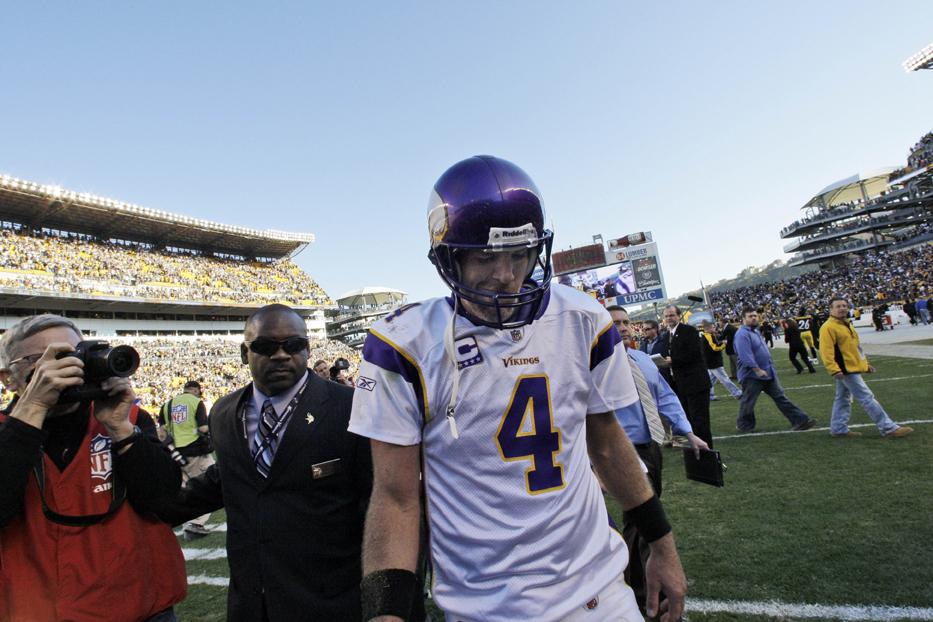 Brett Favre un-retires again, joins Minnesota Vikings – Colorado Daily