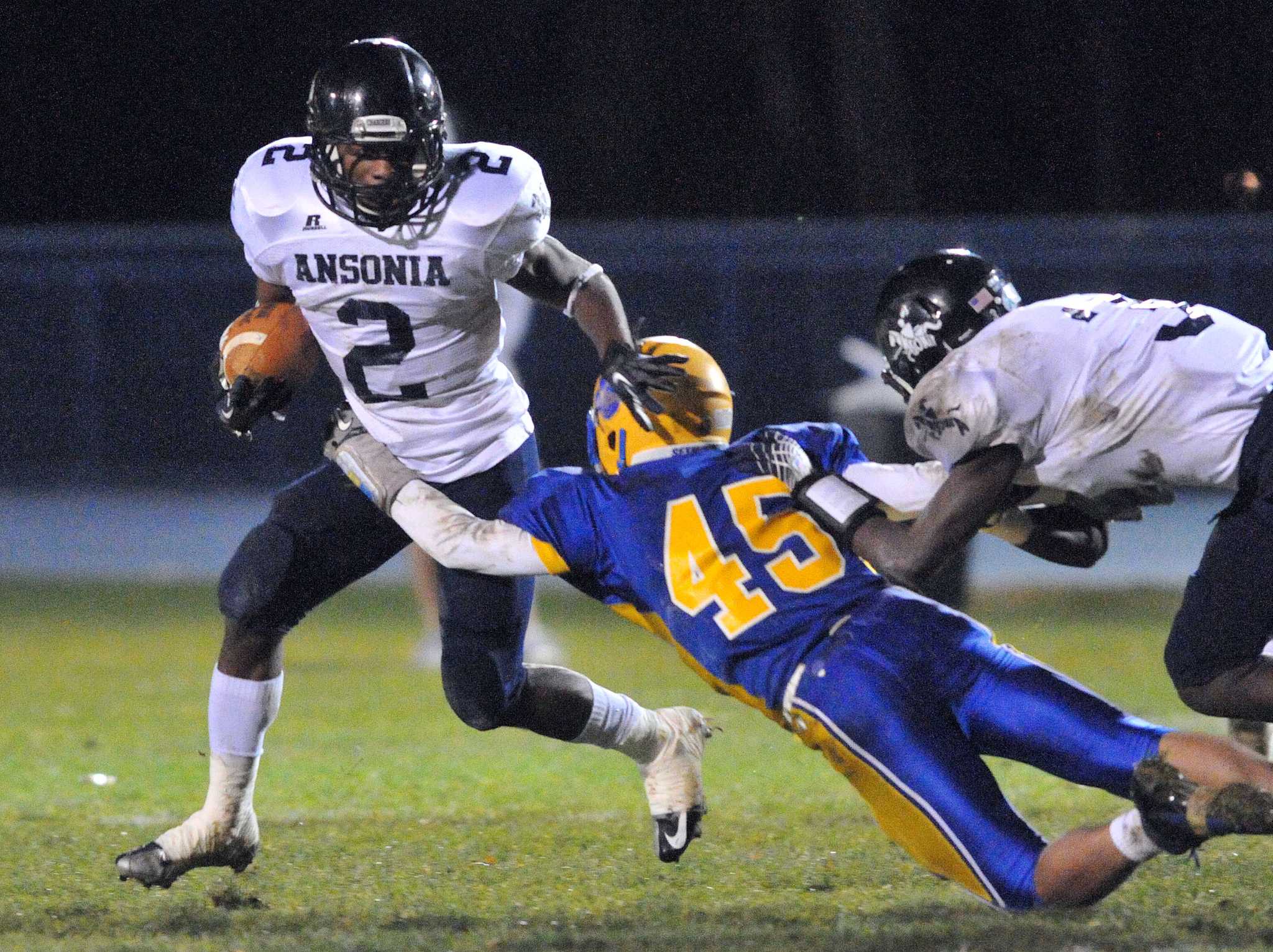 Photos Ansonia at Seymour football