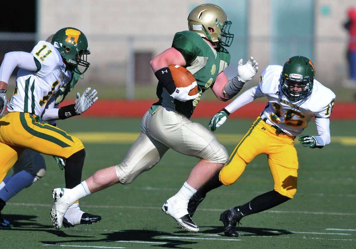 Photos Hamden Vs Notre Dame West Haven in the Green Bowl