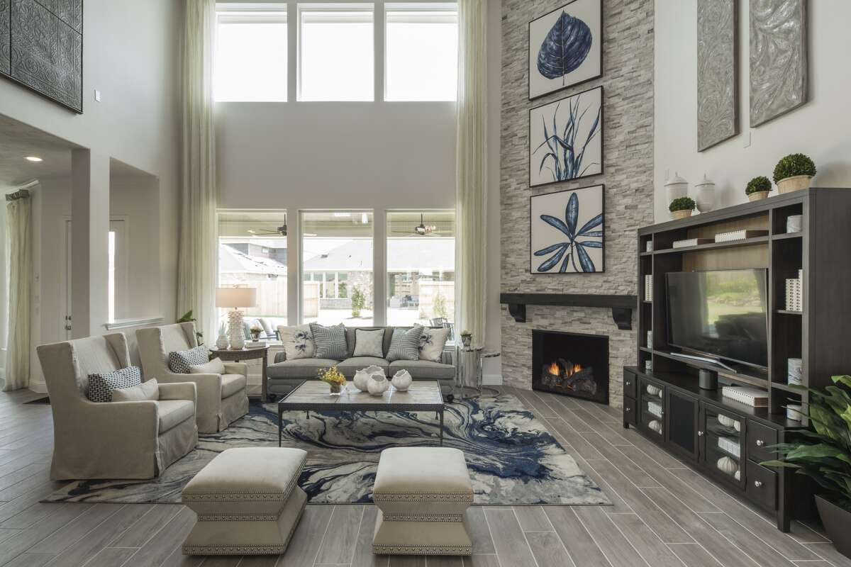 Reserve at Clear Lake City opens new sections