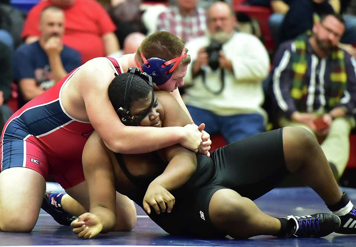 PHOTOS: Wrestling: Foran vs. Law