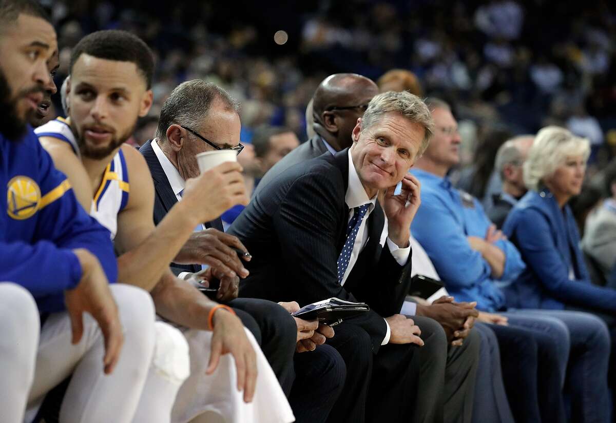 Head coach Steve Kerr looks down the bench at his players as the Golden State Warriors played the Minnesota Timberwolves at Oracle Arena in Oakland on April 4, 2017.
