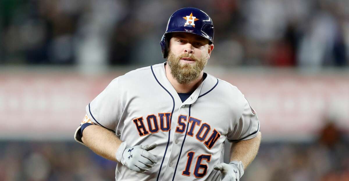 NEW YORK, NY - MAY 12: Brian McCann #16 of the Houston Astros rounds the bases after he hit a three run home run in the fourth inning against the New York Yankees on May 12, 2017 at Yankee Stadium in the Bronx borough of New York City. (Photo by Elsa/Getty Images)