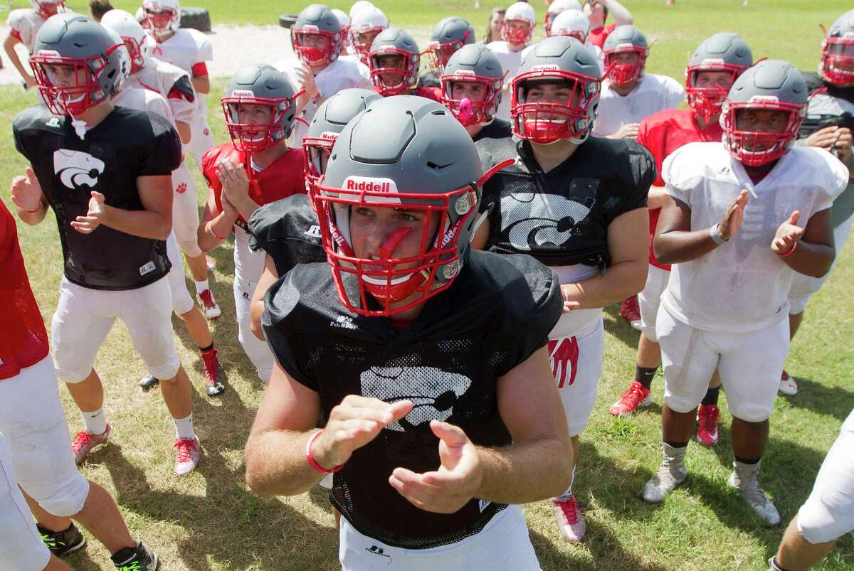FOOTBALL Splendora shuffles offensive personnel for second year in 5A