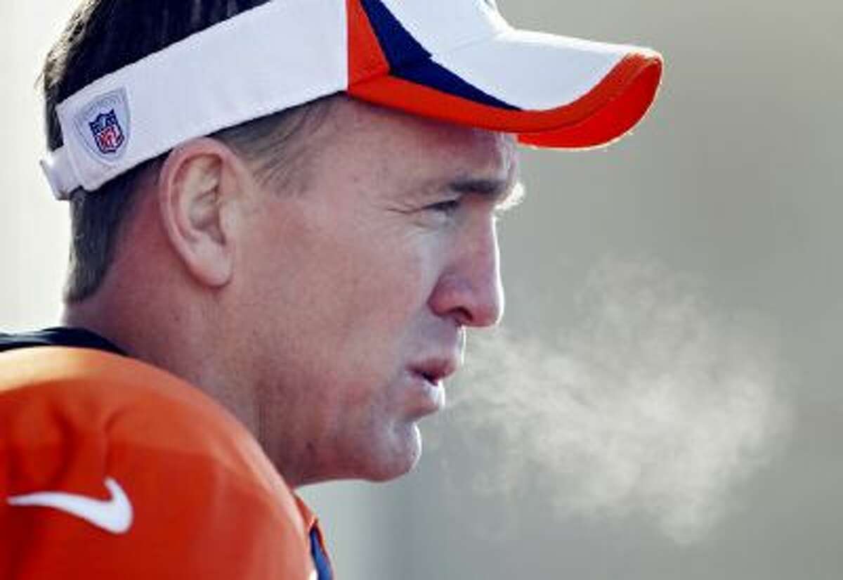 Peyton Manning chose the Broncos over the Seahawks while a free agent, now both teams are in the Super Bowl.