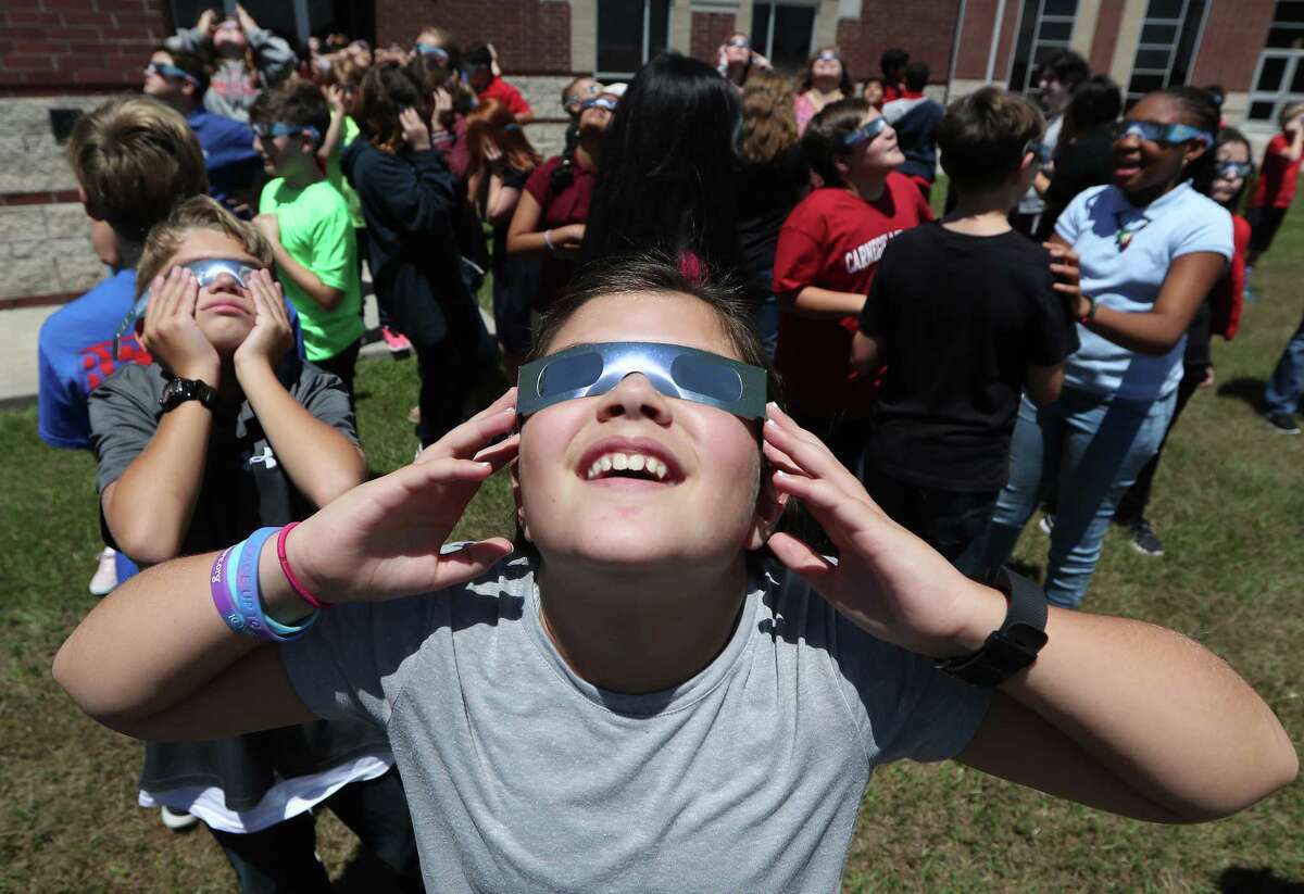 Houstonians view the great American solar eclipse