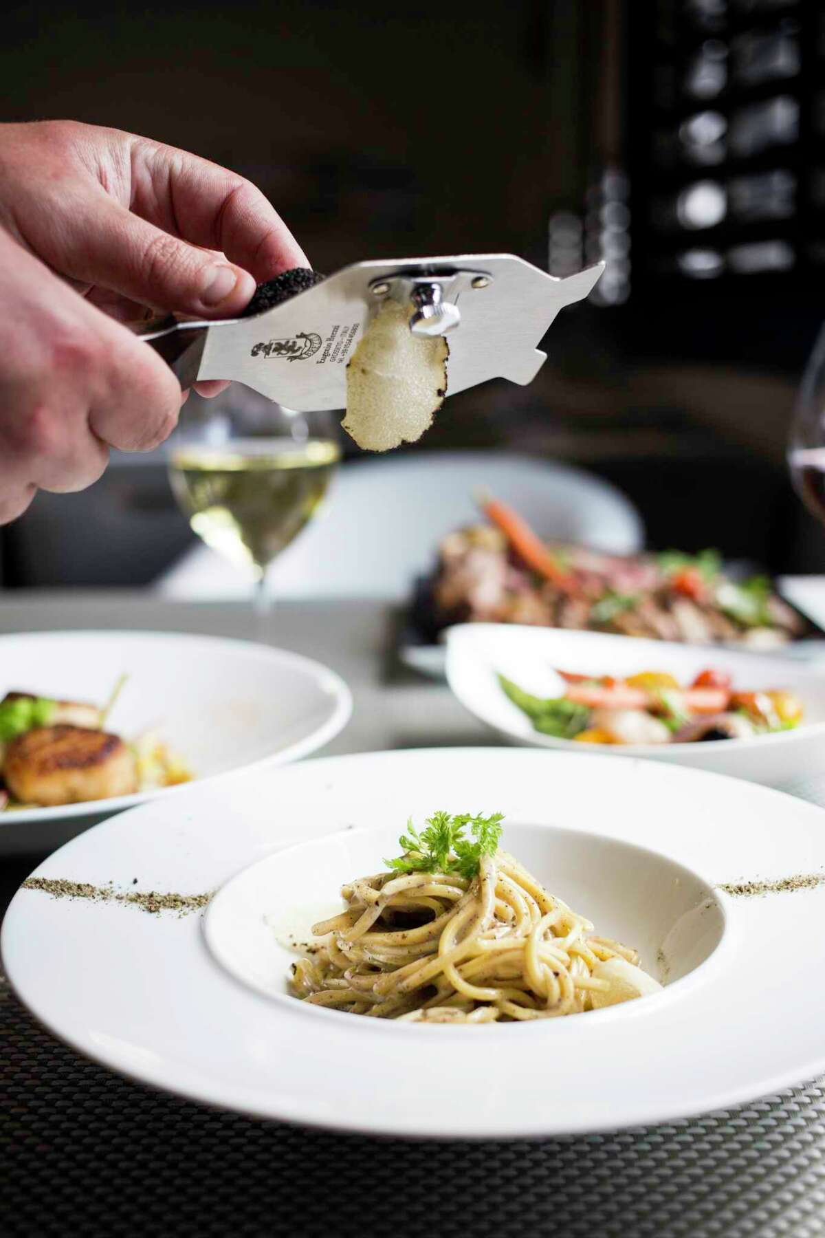 Review Potente, Jim Crane's Italian finedining restaurant downtown