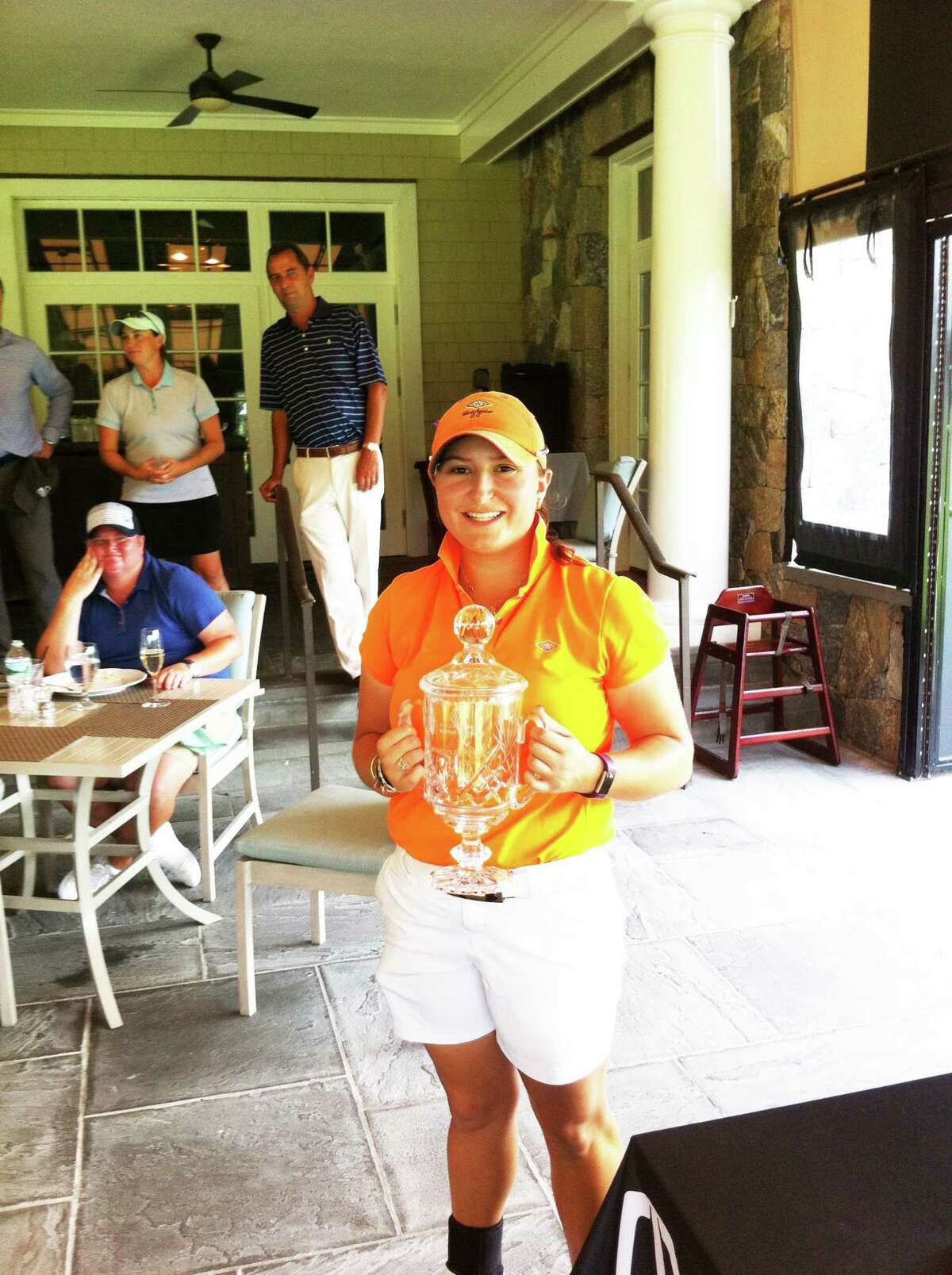McDaid wins Womens Met Open Championship for second straight year hq photo