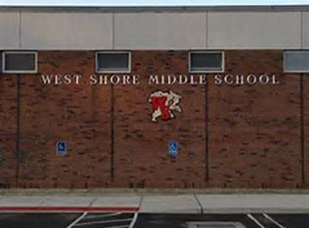 Construction delays the start at one Milford school