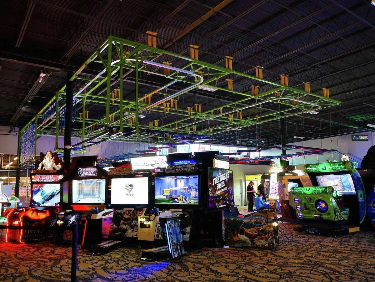 Indoor Andretti gocart facility with fullservice bar coming to San