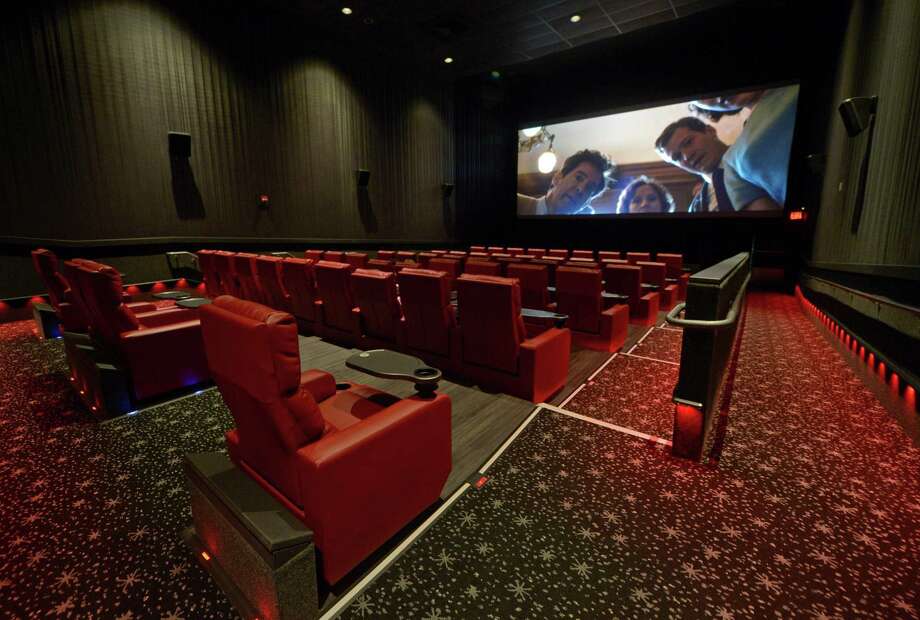 From cocktails to comfy chairs, Norwalk theaters roll out the red