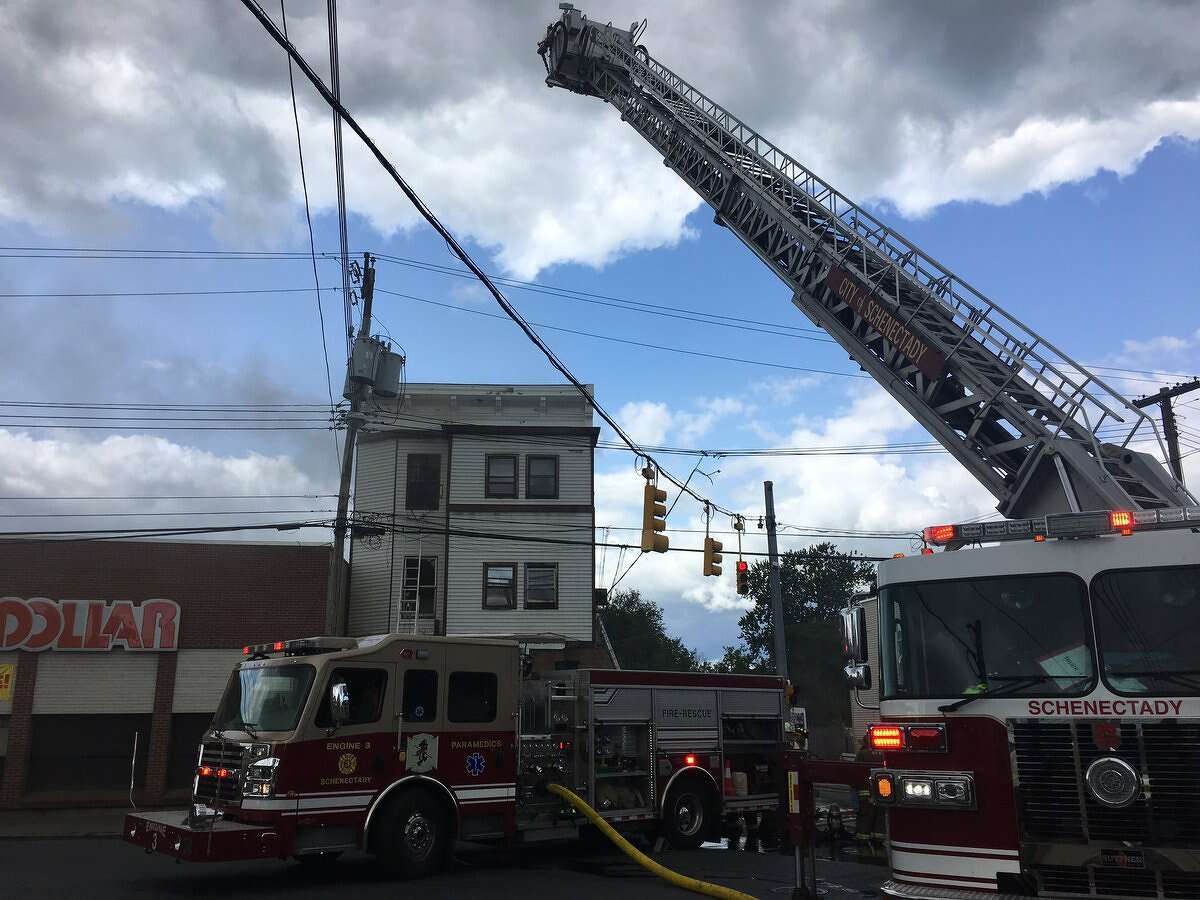 Fire hits Crane Street building in Schenectady