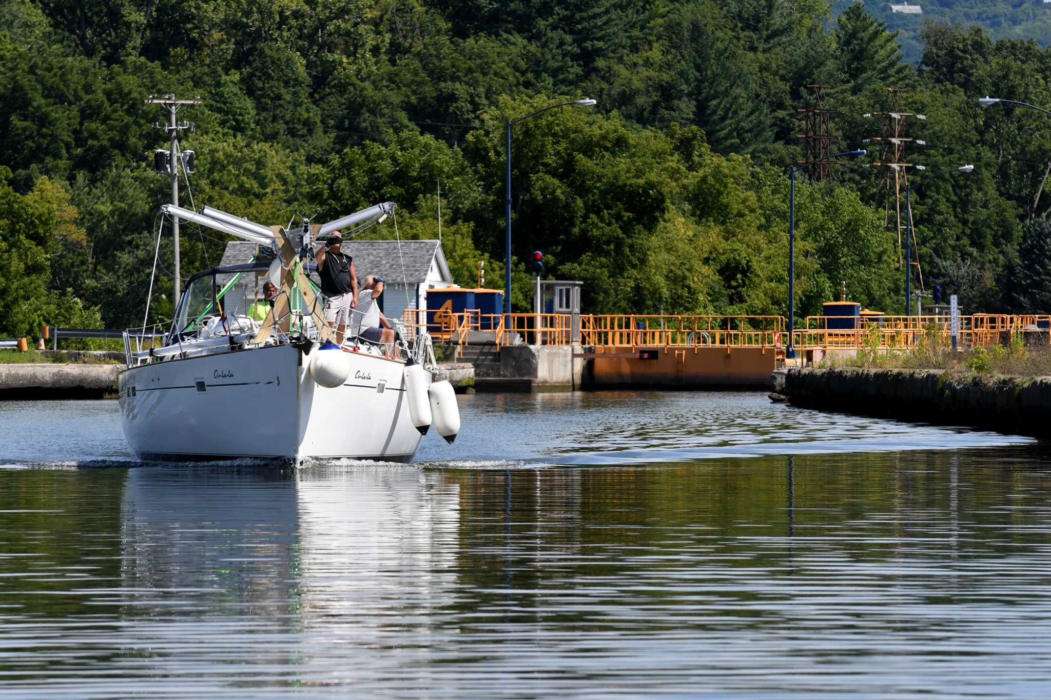 Canal is preparing dams to prevent flooding