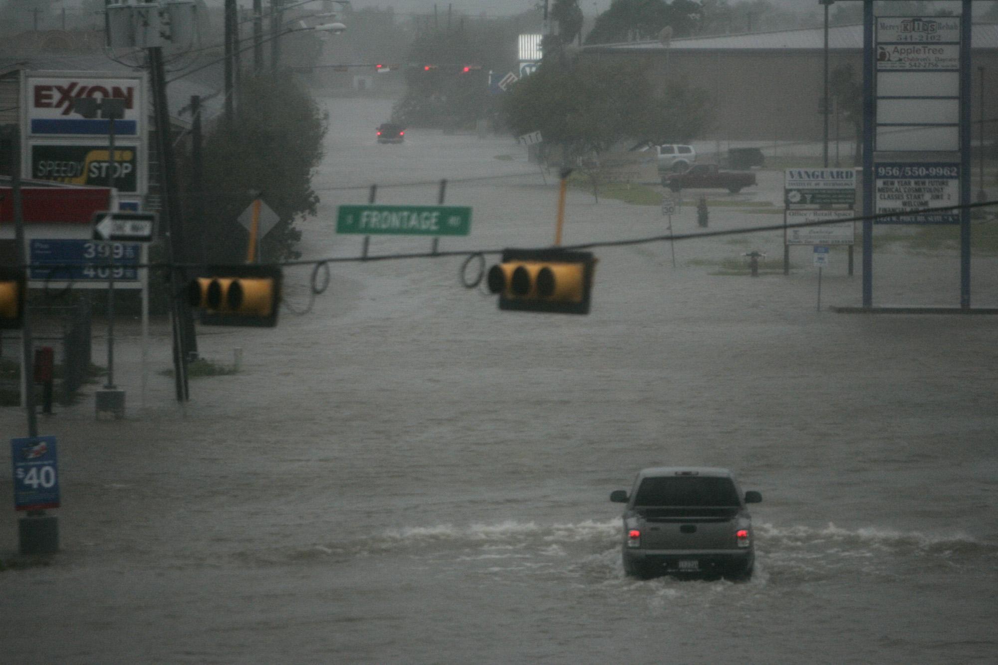 Most Bexar County homeowners lack flood insurance as Hurricane Harvey ...