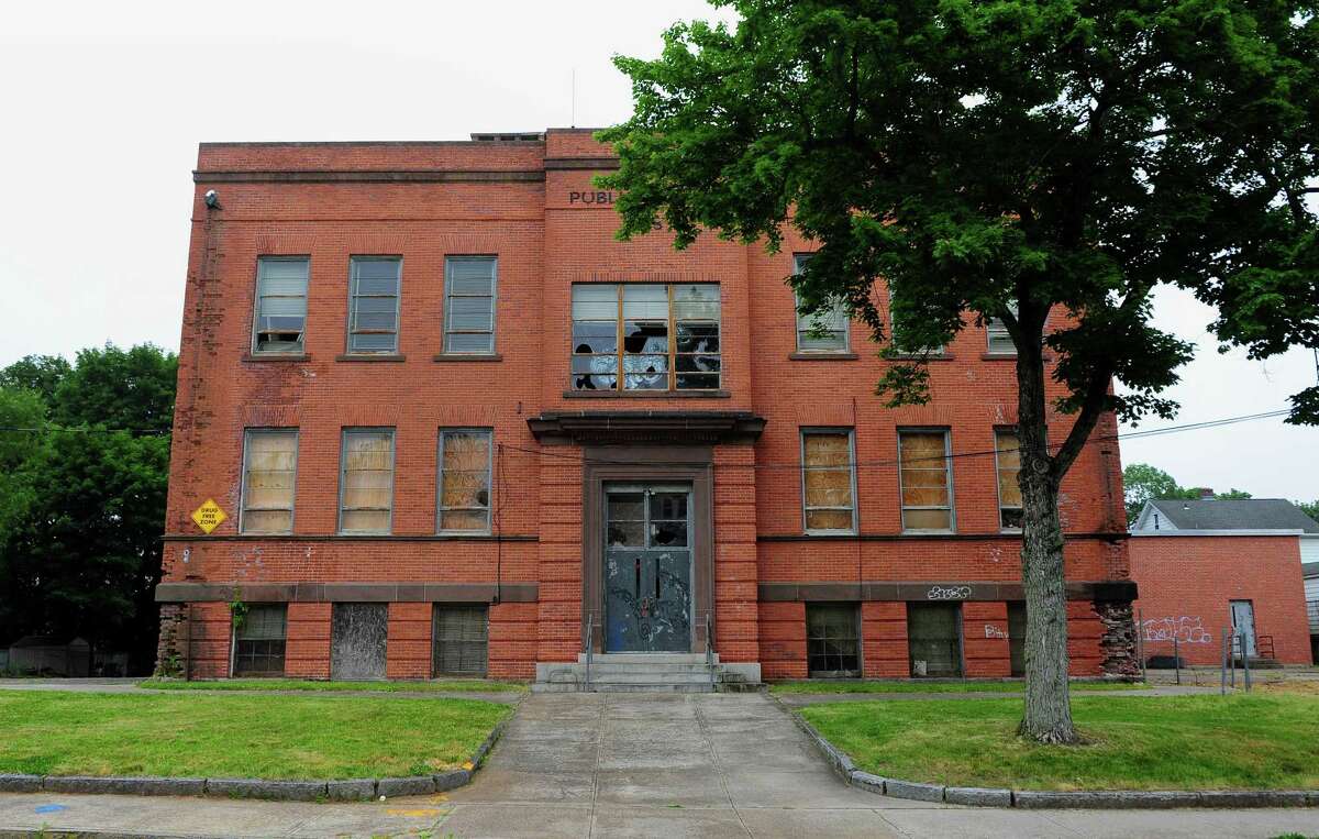 Ansonia’s Peck School to be auctioned to highest bidder Aug. 31