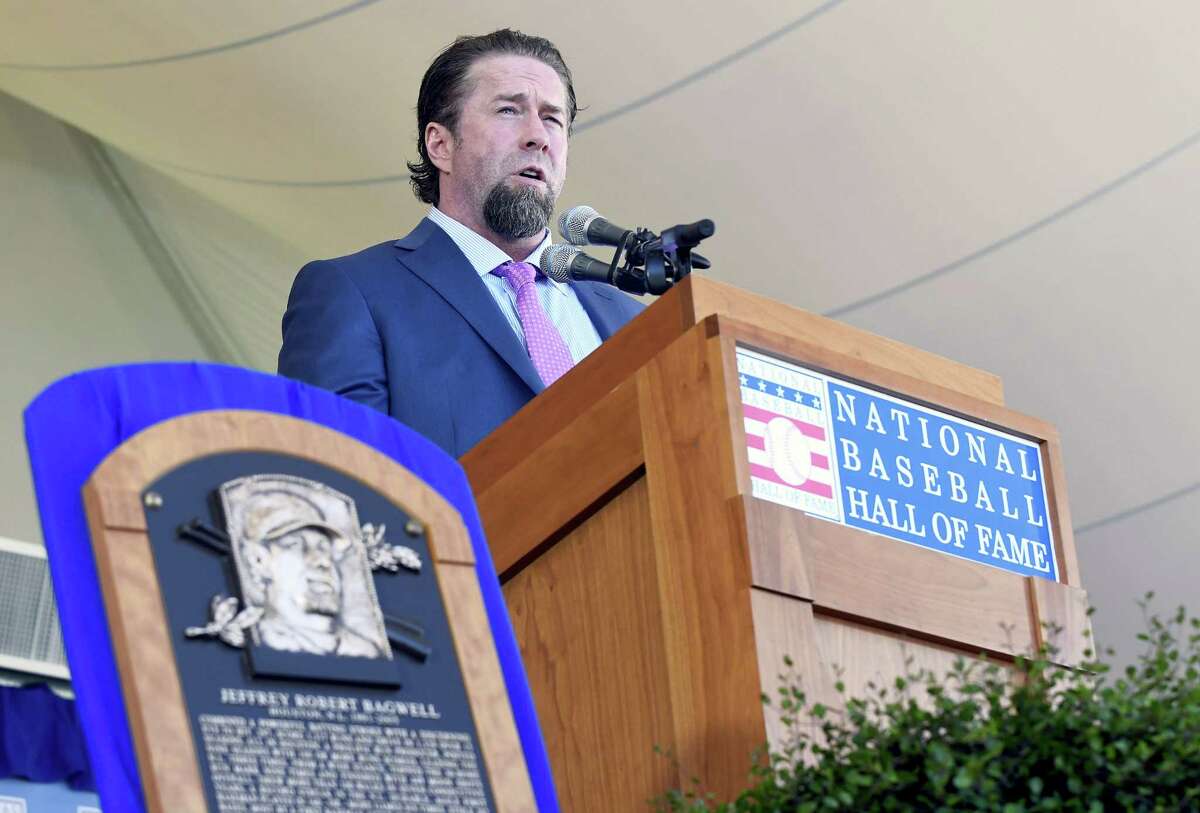 Jeff Bagwell delivers his Hall of Fame induction speech in Cooperstown, N.Y., on Sunday.