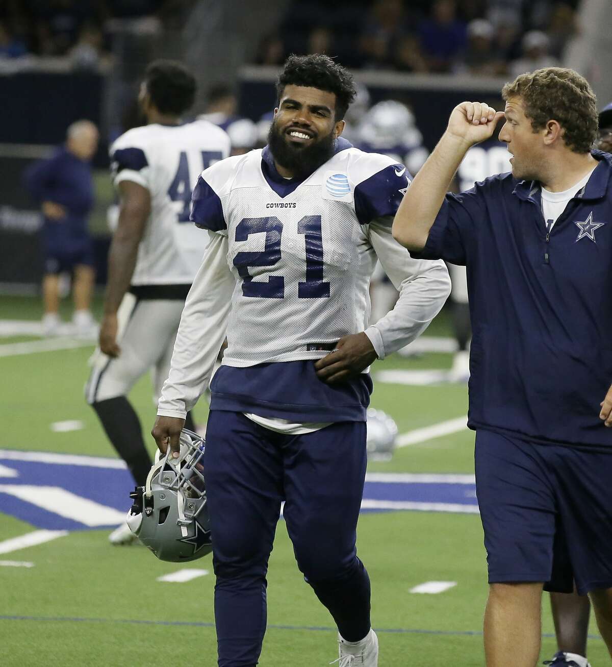 Ezekiel Elliott $21,000 "Giving $21k to @SalvationArmyUS #Harvey2017 relief," Elliott said on Twitter.