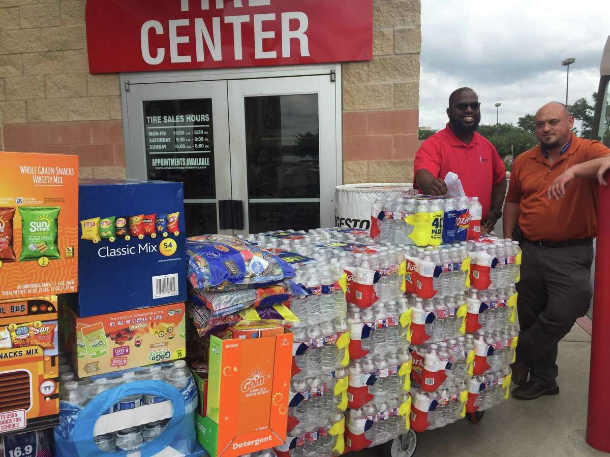 San Antonio shoppers scramble for water, supplies as Hurricane Harvey hits Texas