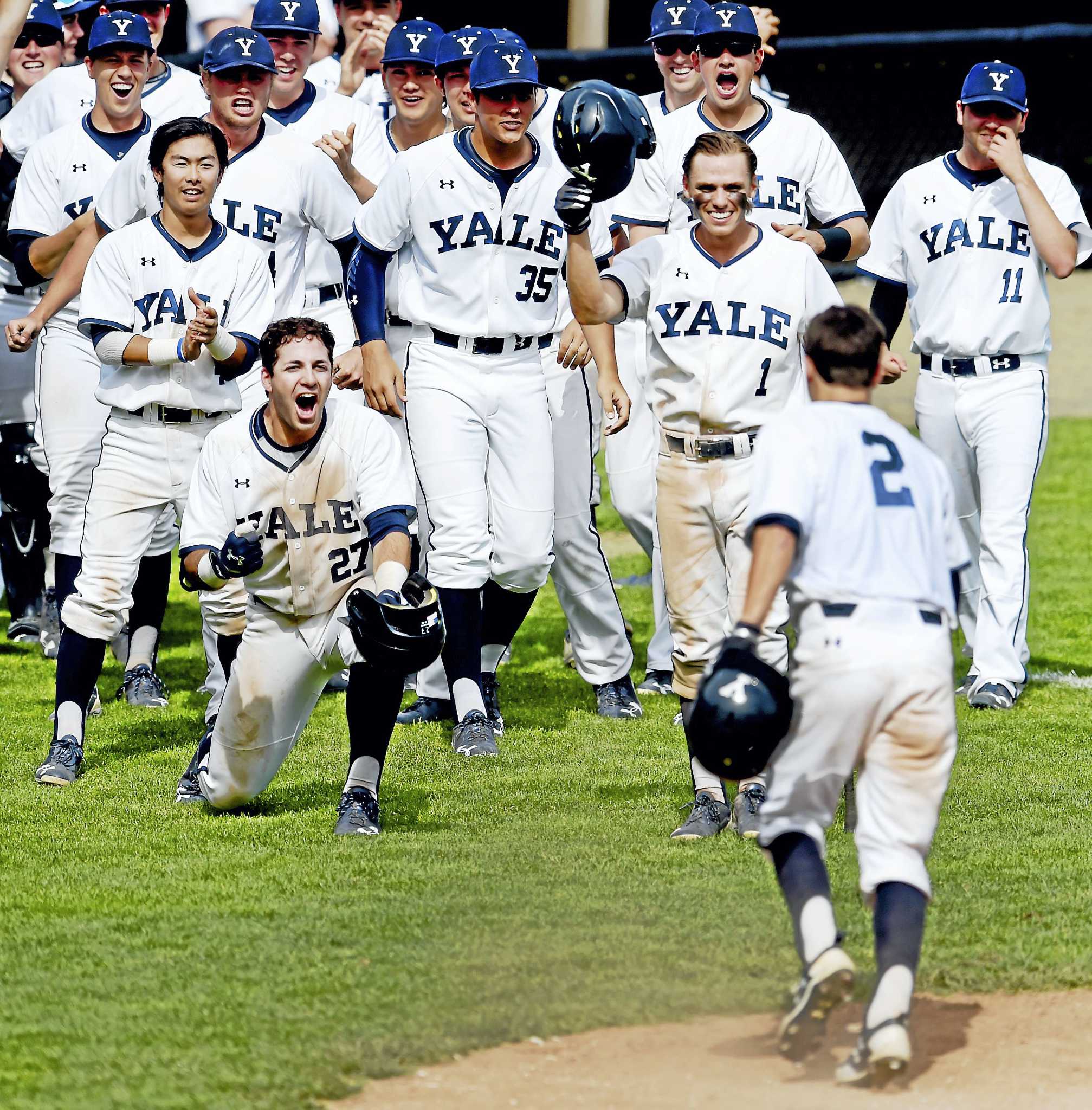 Yale baseball team wins Ivy League title, earns NCAA tournament bid