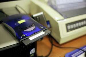 States scramble for funding to upgrade aging voting machines