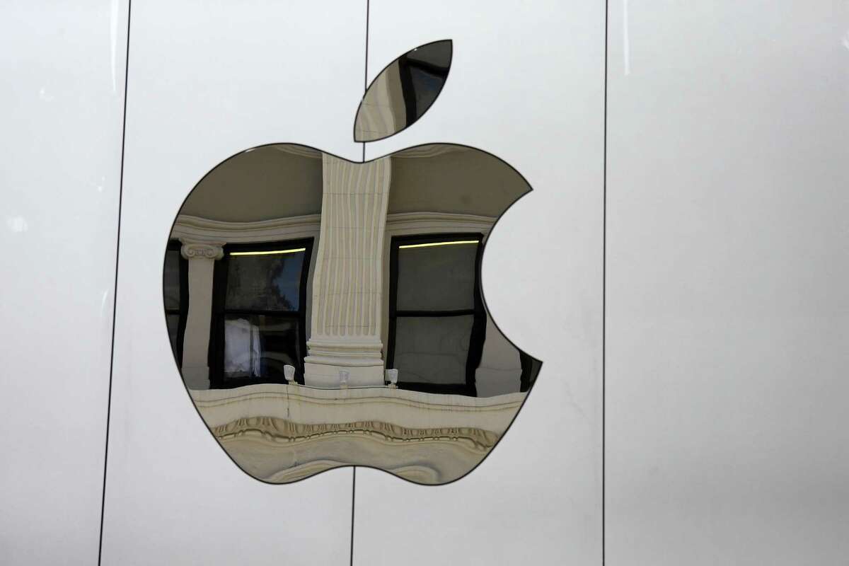 FILE - This Thursday, May 19, 2016, file photo shows the Apple logo on the side of the Apple Union Square store, in San Francisco. Apple reports earnings Tuesday, May 2, 2017.