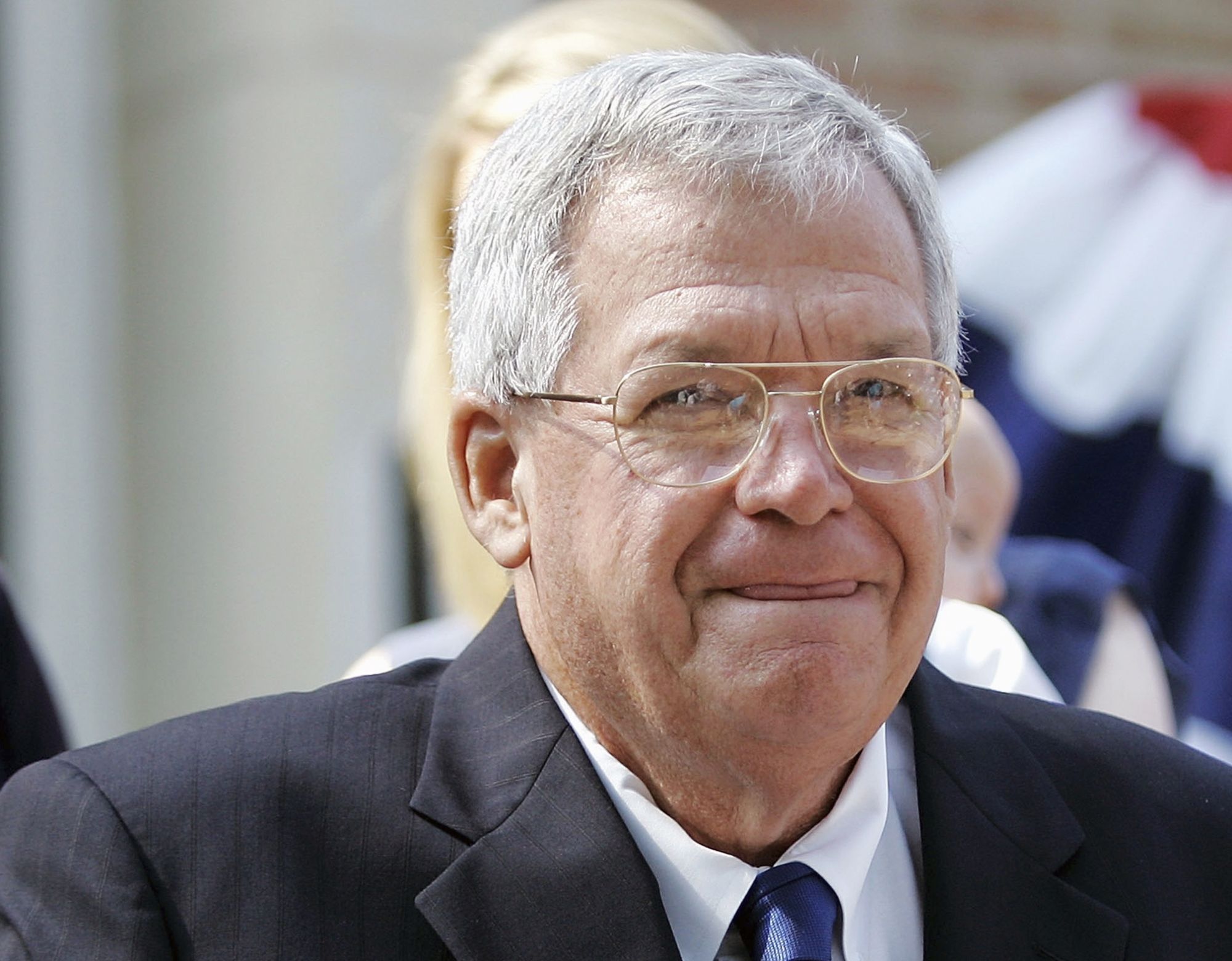 ExUS House Speaker Dennis Hastert indicted