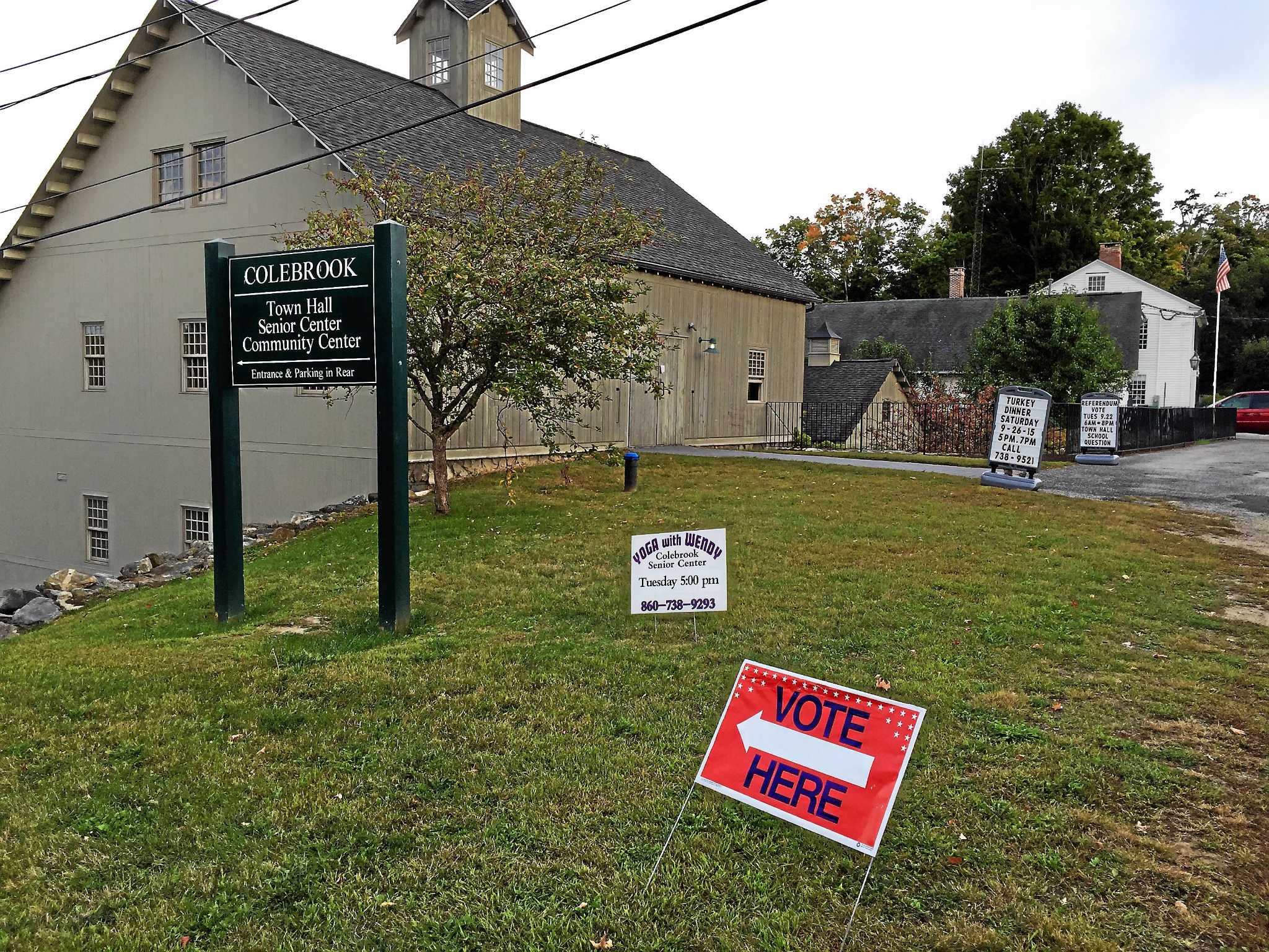 Norfolk, Colebrook school regionalization rejected after split decision