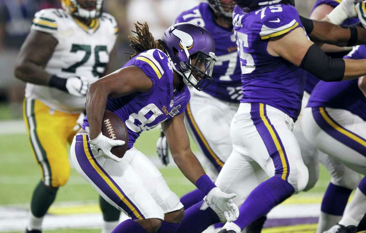 Minnesota Vikings wide receiver Cordarrelle Patterson (84) returns a kick during the second half of an NFL football game against the Green Bay Packers on Sept. 18, 2016 in Minneapolis.